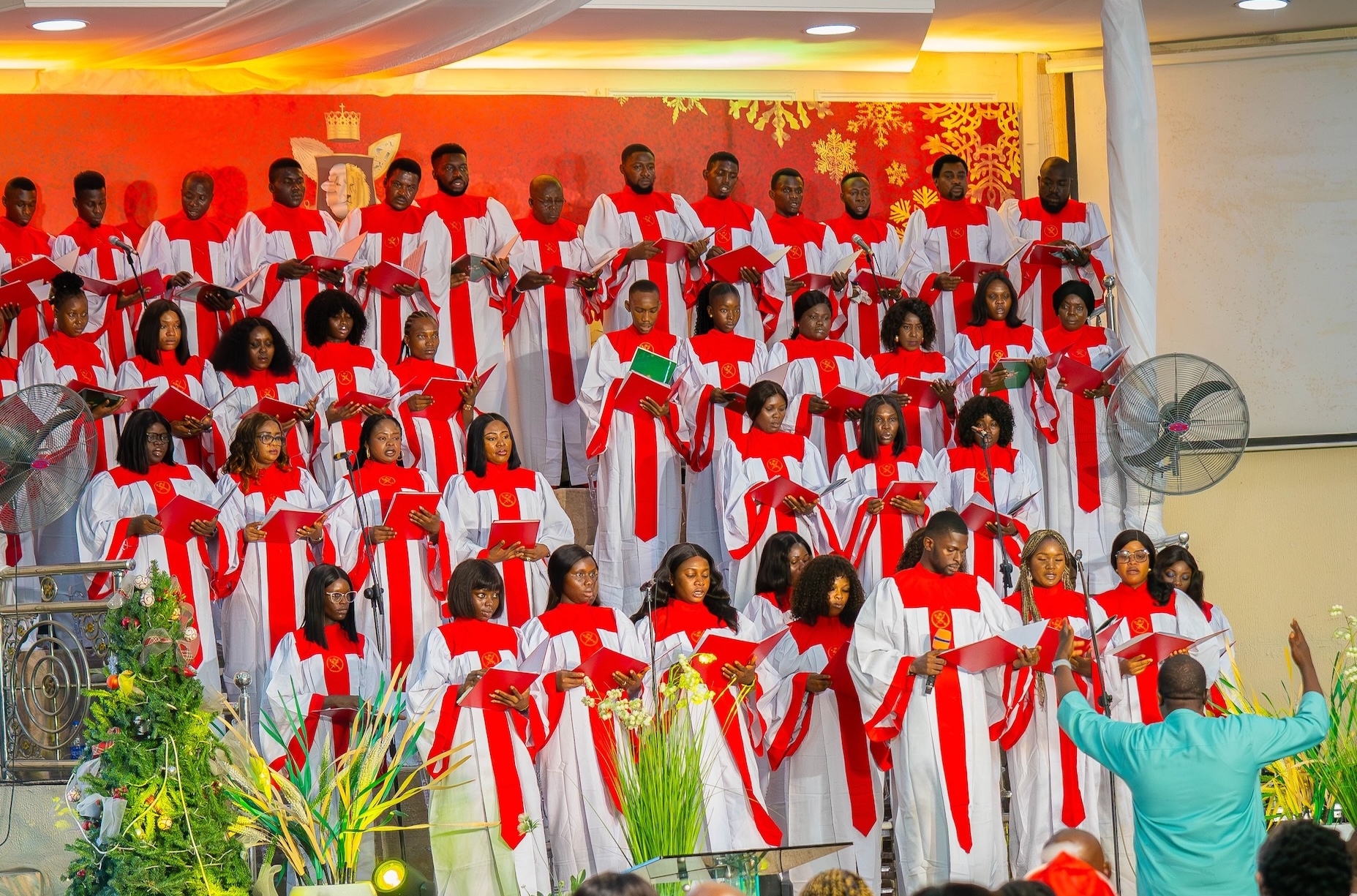 Royal Iwere Choir